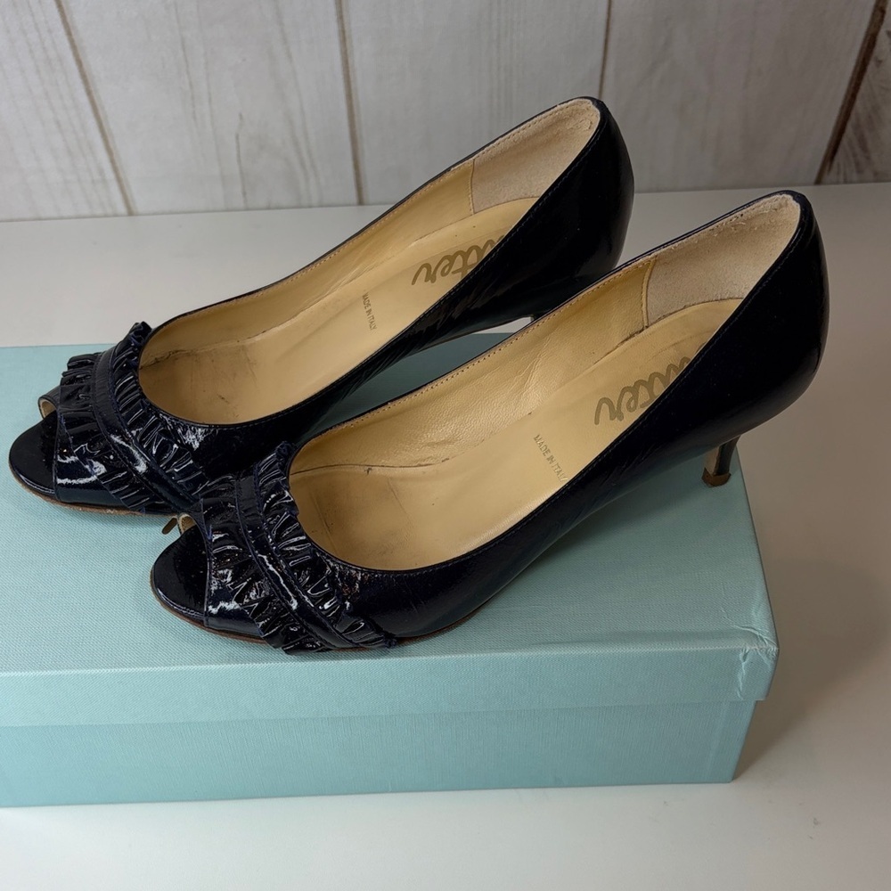 Butter Dandy Navy Blue Patent Leather Peep-Toe Heels Women’s 7 1/2 B - Picture 6 of 16